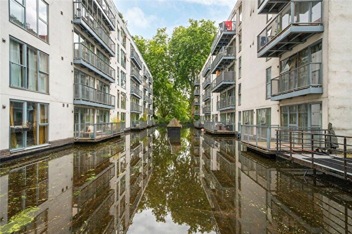 1 Bedroom Flat For Sale In Lea Bridge Road, London, E5