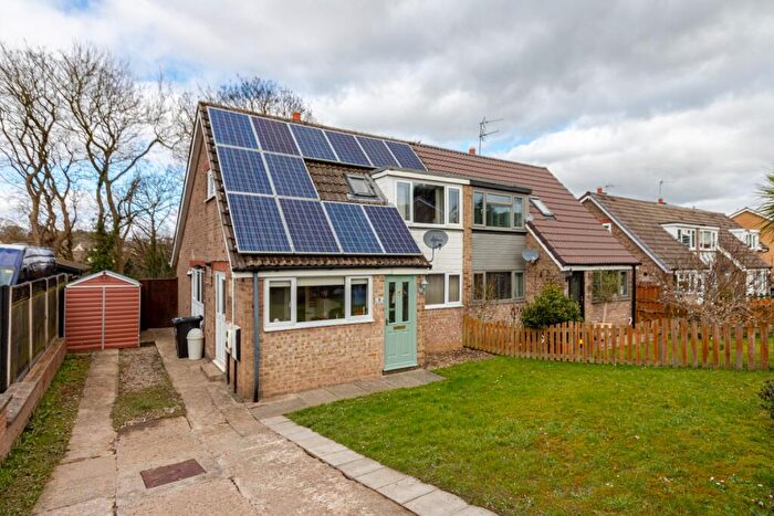 3 Bedroom Semi Detached House For Sale In Albermarle Drive, Catterick Garrison, DL9