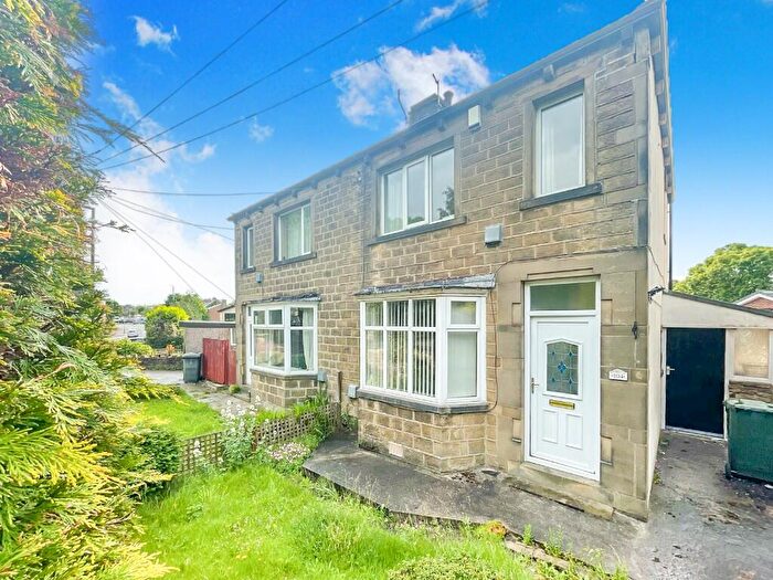 2 Bedroom Semi-Detached House For Sale In Moor Hill Road, Oakes, Huddersfield, West Yorkshire, HD3