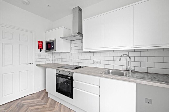 1 Bedroom Flat To Rent In Ford Park Road, Plymouth, Devon, PL4