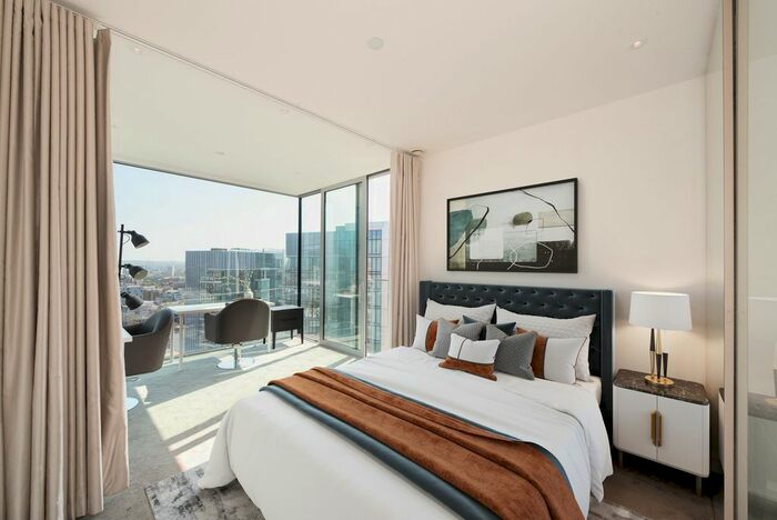 1 Bedroom Flat To Rent In Chaucer Gardens, London, E1