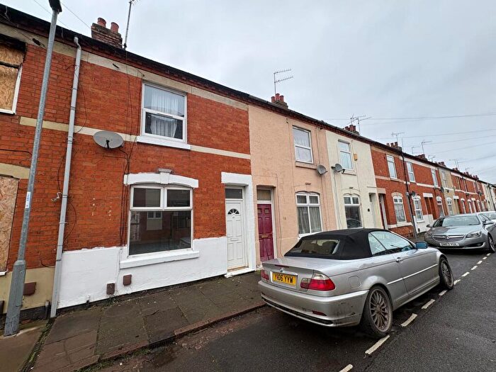 3 Bedroom House To Rent In Spencer Street, Northampton, NN5