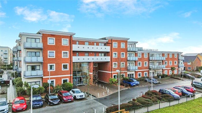 2 Bedroom Apartment For Sale In Rushley Way, Reading, Berkshire, RG2