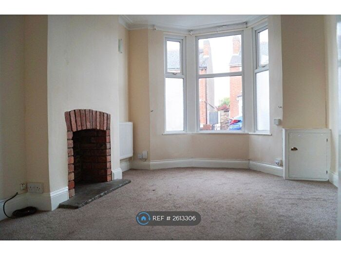 2 Bedroom Semi-Detached House To Rent In Calton Road, Gloucester, GL1