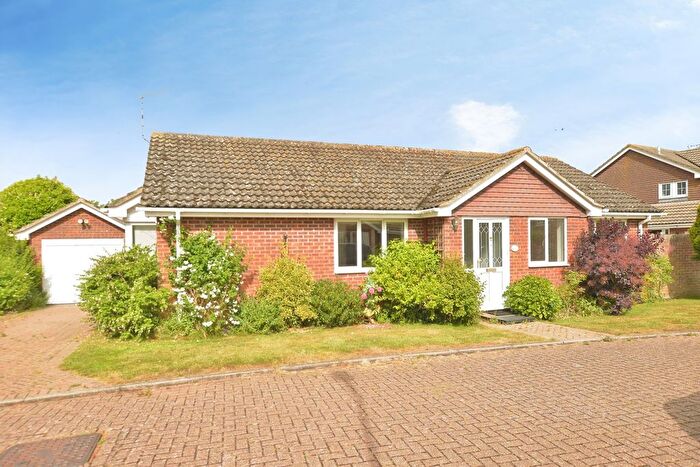 3 Bedroom Bungalow For Sale In Pembroke Mews, New Romney, Kent, TN28