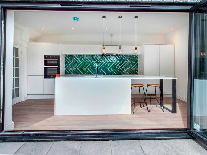 4 Bedroom Semi-Detached House To Rent In Queens Road, Mumbles, Swansea, SA3