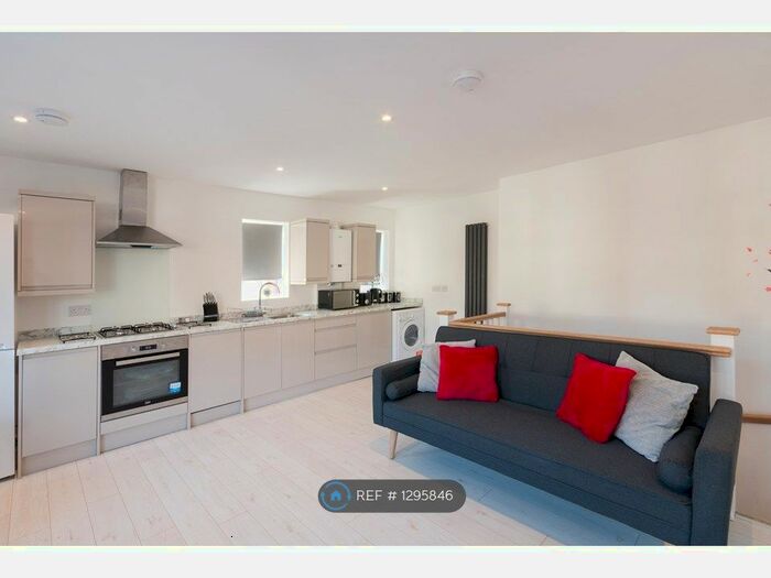 1 Bedroom Maisonette To Rent In Lovell Road, Cambridge CB4