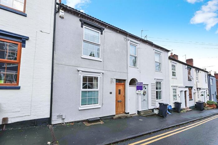2 Bedroom Terraced House For Sale In Park Street, Stourbridge, DY8