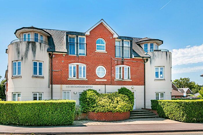 2 Bedroom Flat For Sale In Station Road, Egham, Surrey, TW20