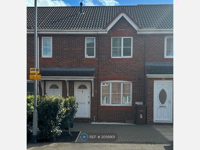 2 Bedroom Terraced House To Rent In Josling Close, Grays, RM17