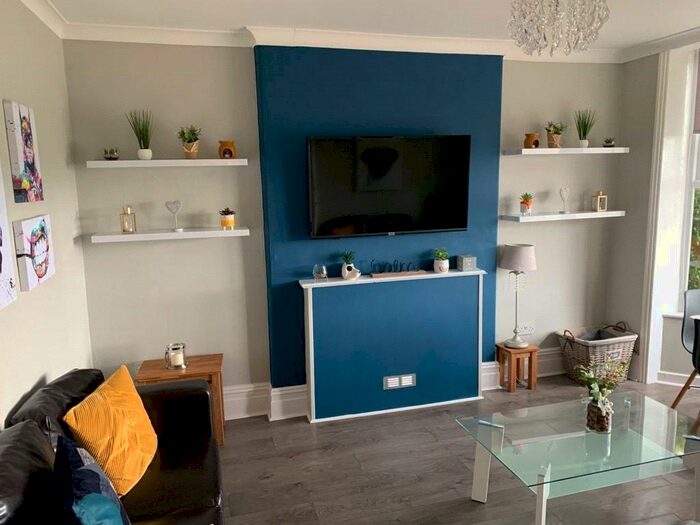 4 Bedroom End Of Terrace House To Rent In Caellepa, Bangor, Gwynedd, LL57