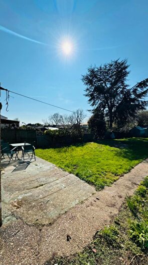 3 Bedroom Terraced House To Rent In Albany Road, Hornchurch, RM12