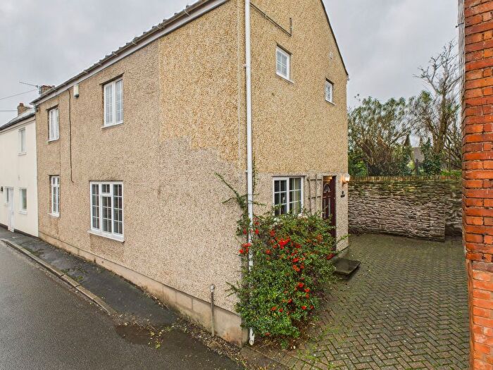 3 Bedroom Property For Sale In Queen Street, Bridgwater, TA6