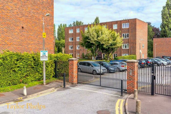 2 Bedroom Apartment To Rent In Broadmeads, Ware - Please Email Your Enquiry, SG12