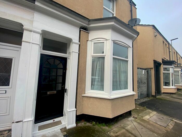 2 Bedroom Terraced House To Rent In Windsor Road, Stockton On Tees, TS18