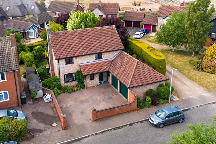 4 Bedroom Detached House For Sale In Hay Barn Meadow, Woolpit, IP30