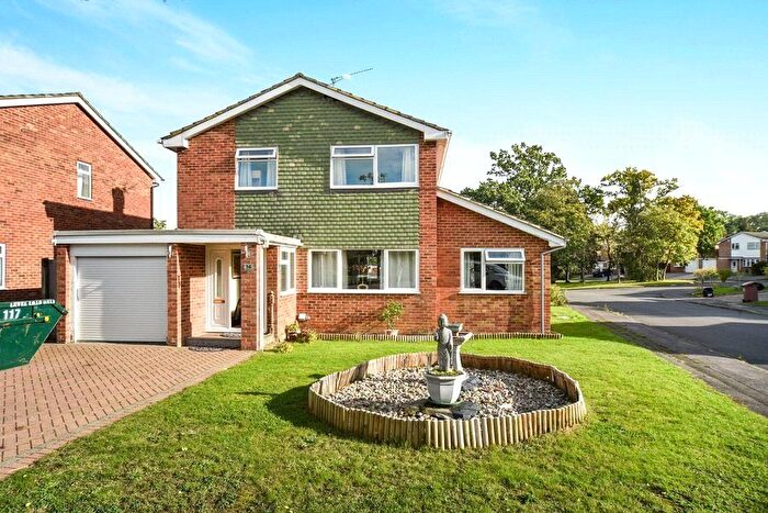 4 Bedroom Detached House For Sale In Fowler Close, Earley, Reading, RG6