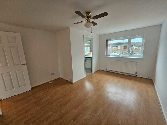 1 Bedroom Flat To Rent In Tresillian Road, Exhall, Coventry, CV7