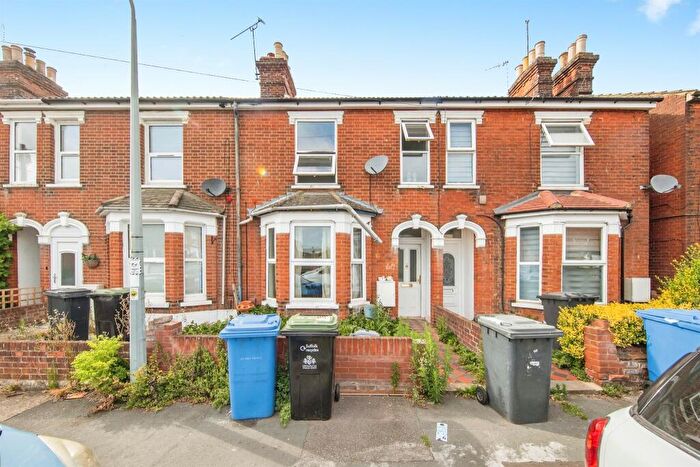 3 Bedroom Terraced House For Sale In Kitchener Road, Ipswich, IP1