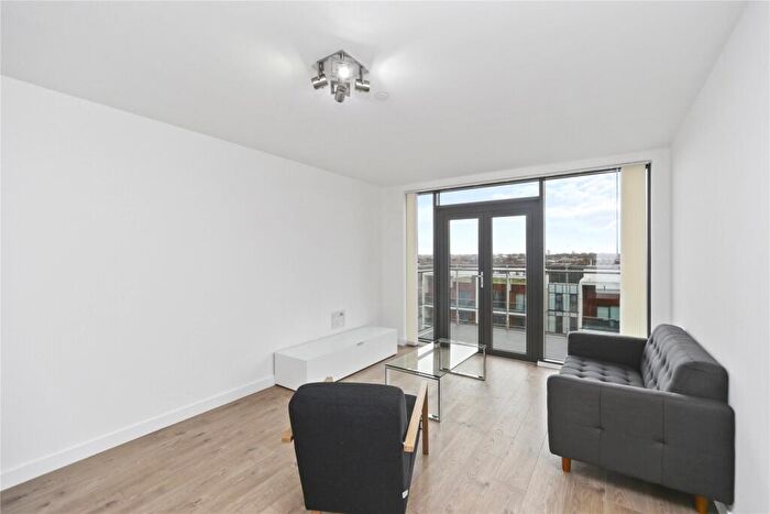 1 Bedroom Apartment To Rent In Beechwood Road London, E8