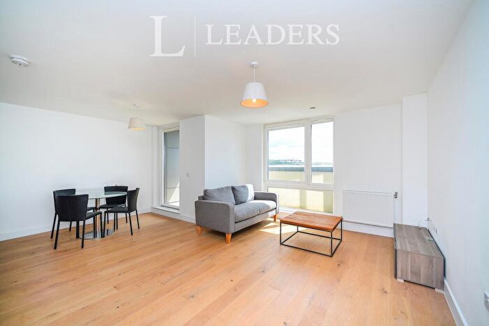 2 Bedroom Flat To Rent In Orion, The Boardwalk, BN2