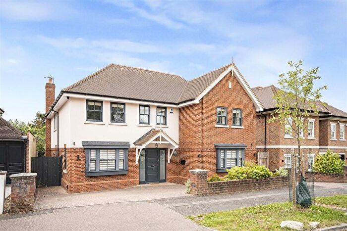 5 Bedroom Detached House For Sale In Newberries Avenue, Radlett, WD7