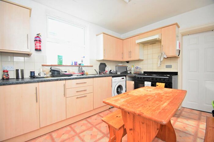 5 Bedroom House To Rent In Havelock Road, Southsea, Hampshire, PO5