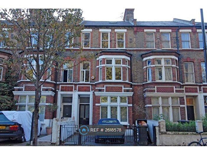 1 Bedroom Flat To Rent In Fentiman Road, London, SW8