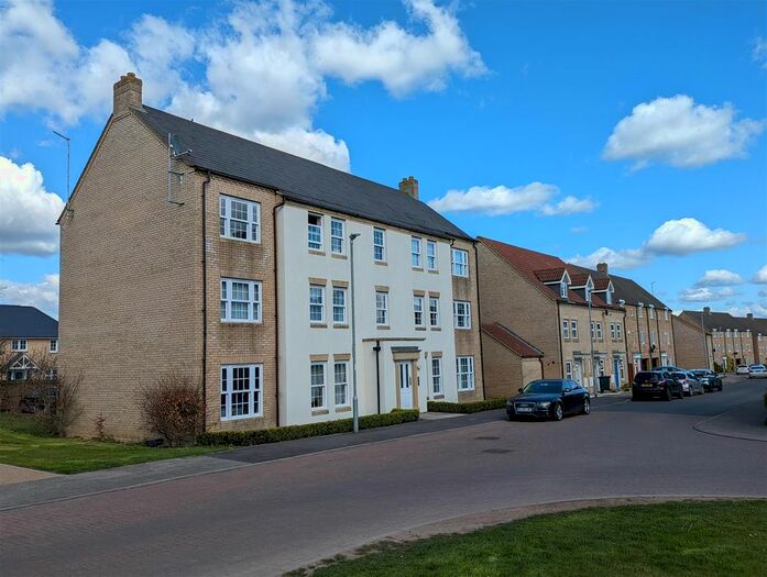 2 Bedroom Flat To Rent In Longchamp Drive, Ely, CB7