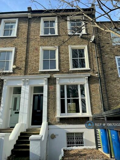 2 Bedroom Maisonette To Rent In Talfourd Road, London, SE15