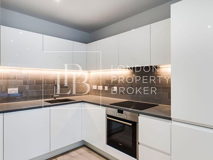 1 Bedroom Flat To Rent In Shipwright Street, London, E16