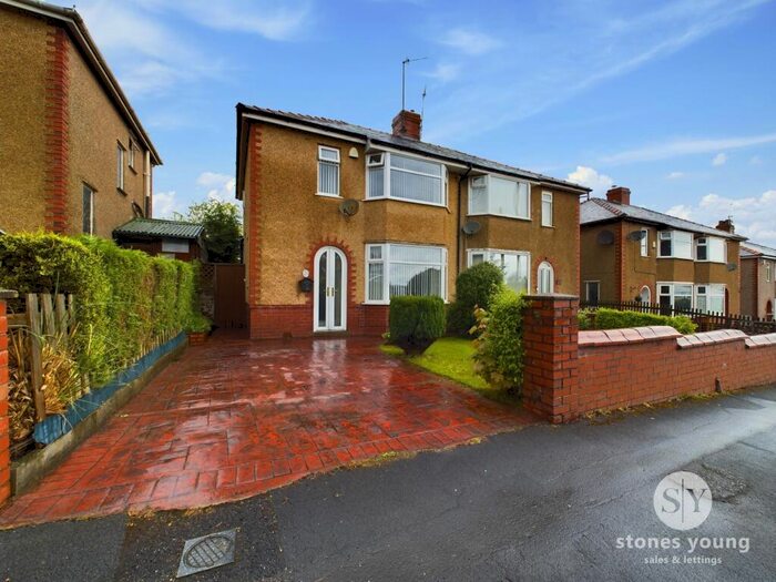 3 Bedroom Semi-Detached House To Rent In Shorrock Lane, Blackburn, BB2