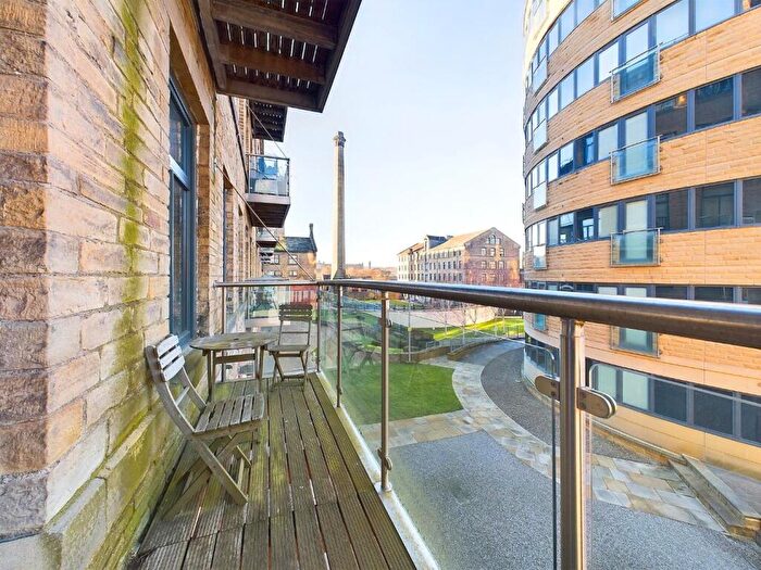 1 Bedroom Apartment To Rent In Salts Mill Road, Shipley, BD17
