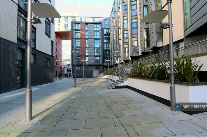 2 Bedroom Flat To Rent In Oswald Street, Glasgow, G1