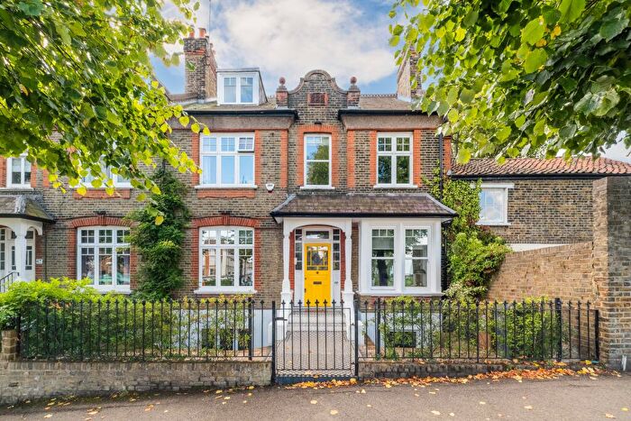 4 Bedroom House For Sale In Tranquil Vale, London, SE3