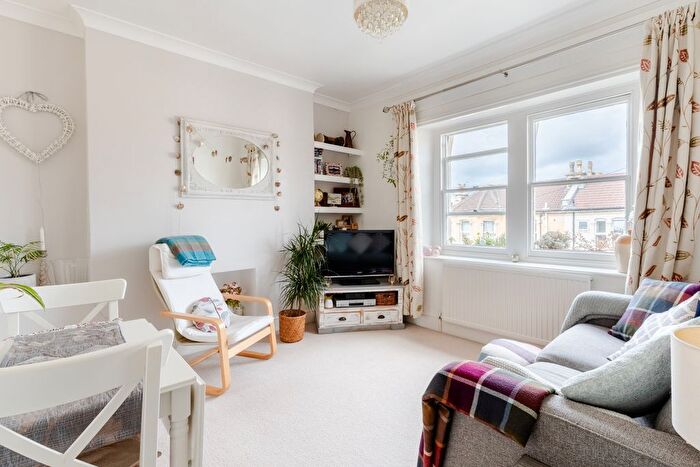 1 Bedroom Flat For Sale In Belmont Road, St Andrews, Bristol, BS6