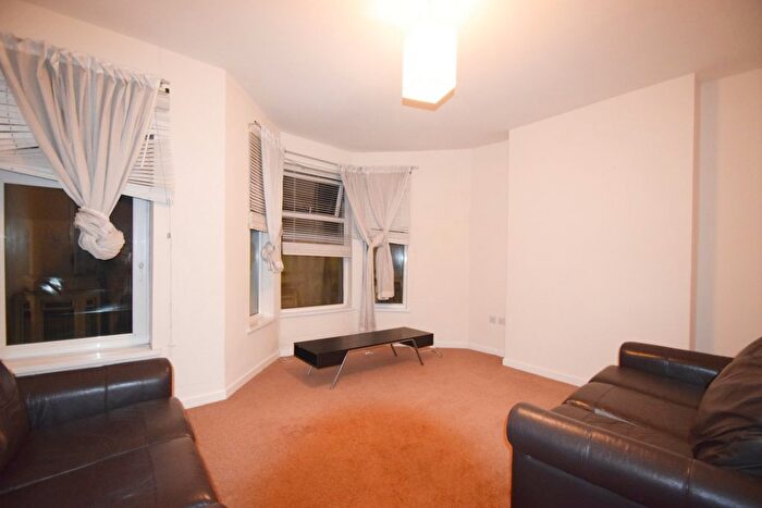 2 Bedroom Flat To Rent In Mackintosh Place, Roath, CF24