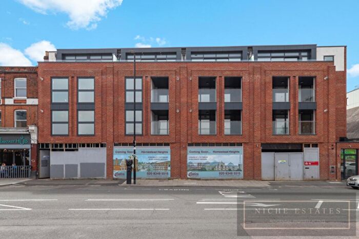 1 Bedroom Apartment To Rent In Homestead Heights, Crouch End, London, N8