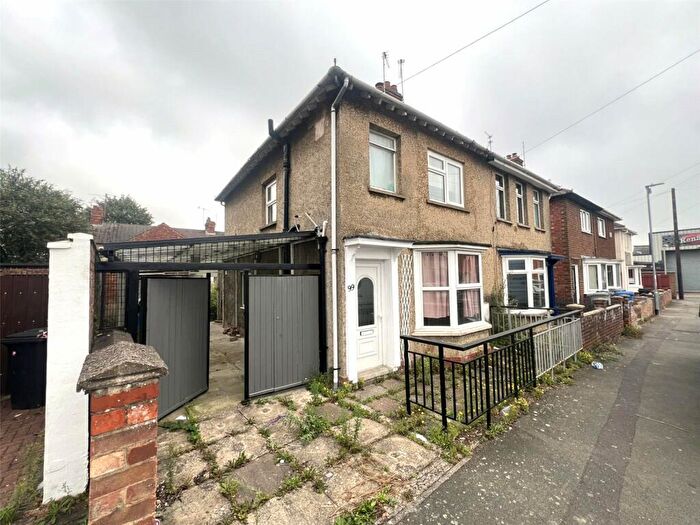 3 Bedroom Terraced House To Rent In Edmund Street, Kettering, Northamptonshire, NN16