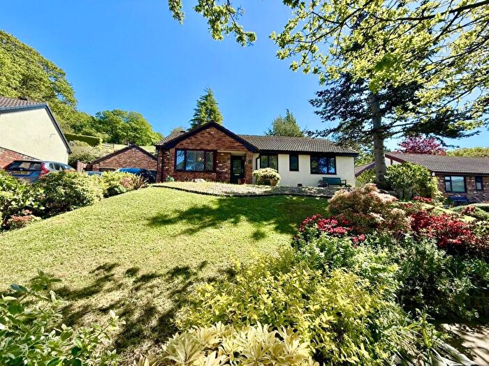 3 Bedroom Detached Bungalow For Sale In Parc Benarth, Conwy, LL32