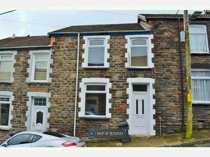 2 Bedroom Terraced House To Rent In Penn Street, Treharris, CF46