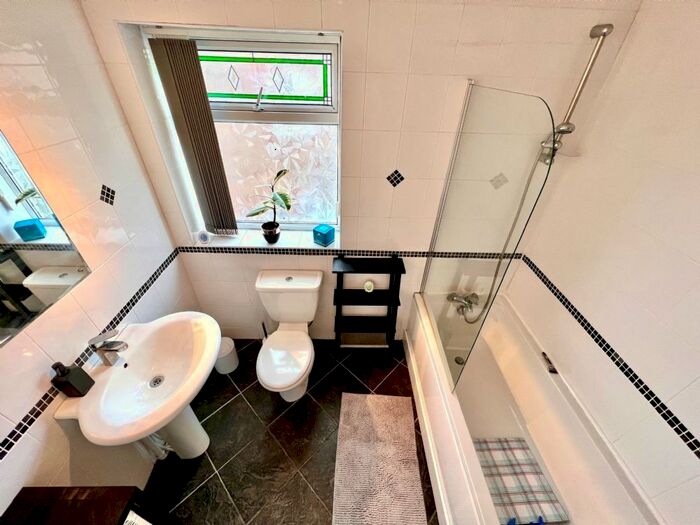 4 Bedroom Semi-Detached House To Rent In Caldbeck Drive, Middleton, Manchester, M24