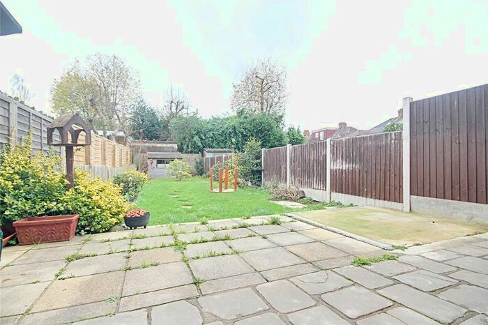 3 Bedroom Terraced House To Rent In Edenbridge Road, Enfield, EN1
