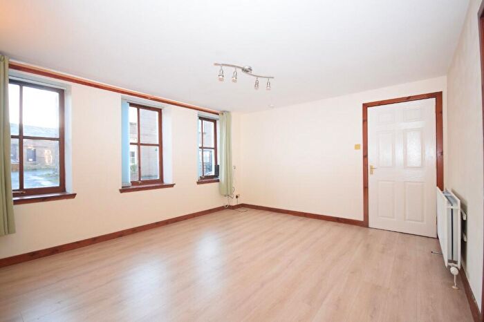 2 Bedroom Apartment To Rent In High Street, Errol, Perthshire, PH2