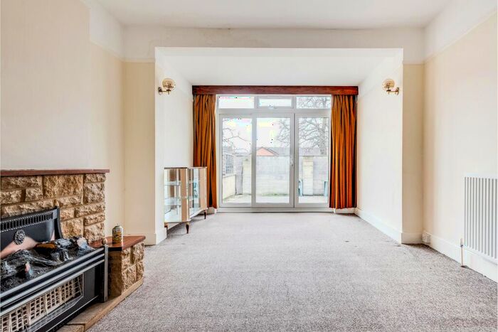 4 Bedroom House To Rent In Salegate Lane, Cowley, OX4