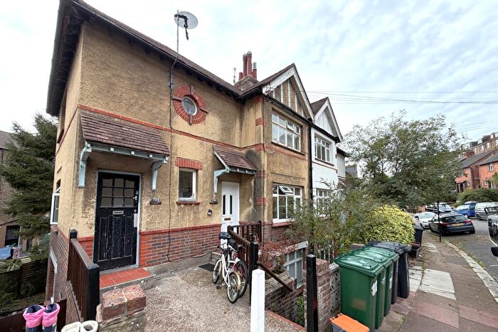 1 Bedroom Flat To Rent In Stanmer Park Road, Brighton, Brighton & Hove, BN1