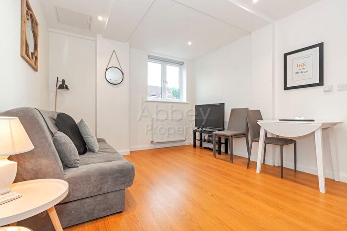 1 Bedroom Flat To Rent In Napier Road, Luton, LU1