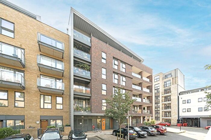 1 Bedroom Flat To Rent In Tewkesbury Road, London, W13