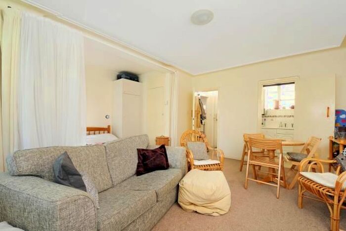 Studio To Rent In Lichfield Court, Richmond, TW9