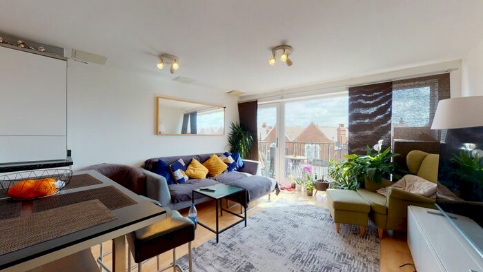 2 Bedroom Flat To Rent In Recovery Street, London, SW17